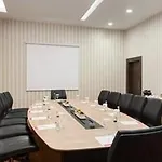 Ξενοδοχείο Ramada Plaza By Wyndham