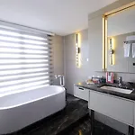 Ramada Plaza By Wyndham 4* Σμύρνη