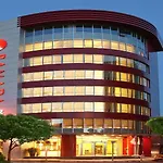 Ramada Plaza By Wyndham Σμύρνη