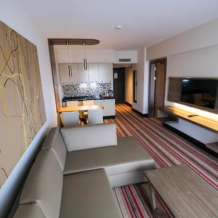 Szálloda Ramada Plaza By Wyndham İzmir