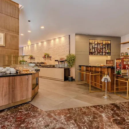 Ramada Plaza By Wyndham İzmir