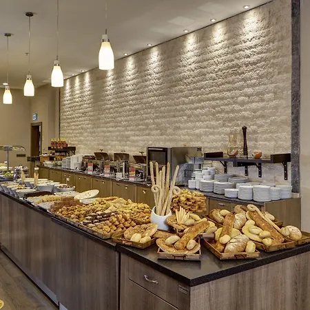 Szálloda Ramada Plaza By Wyndham 4*