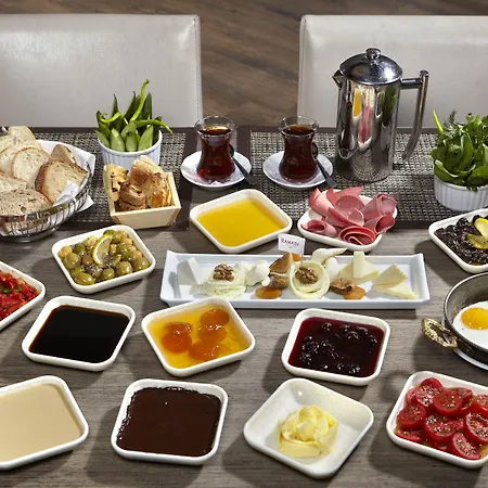 Ramada Plaza By Wyndham İzmir