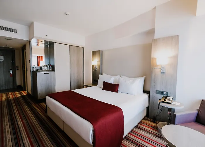 Hotell Ramada Plaza By Wyndham Izmir