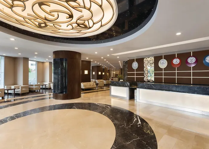 Ramada Plaza By Wyndham מלון איזמיר