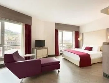 Hotell Ramada Plaza By Wyndham