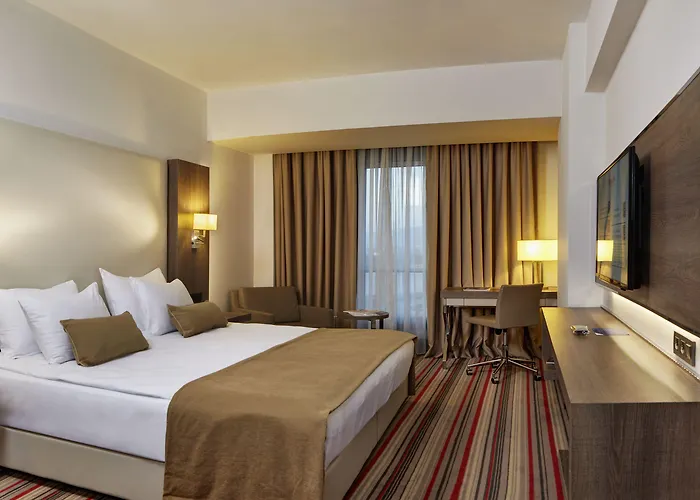 Hotell Ramada Plaza By Wyndham