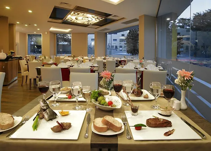 Ramada Plaza By Wyndham İzmir