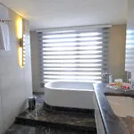 Ramada Plaza By Wyndham Hotel Izmir