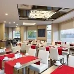 Ramada Plaza By Wyndham