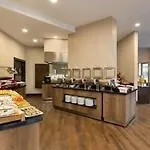 Ramada Plaza By Wyndham