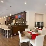 호텔 Ramada Plaza By Wyndham 4*