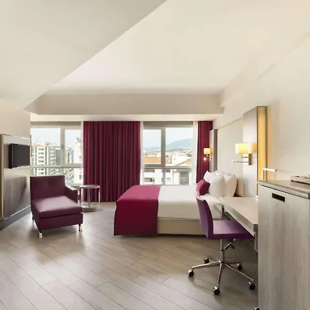 Ramada Plaza By Wyndham Hotel İzmir