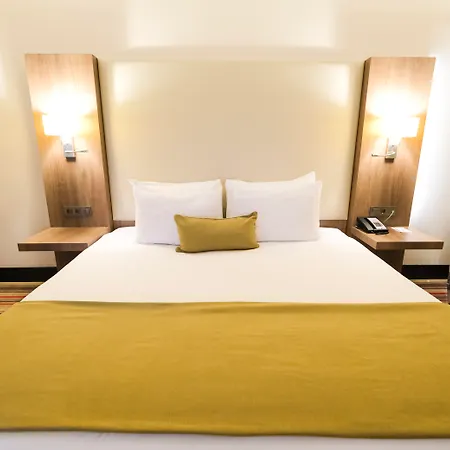Ramada Plaza By Wyndham Hotel 4*