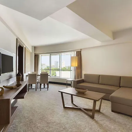 Ramada Plaza By Wyndham 4*