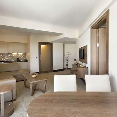 Ramada Plaza By Wyndham Izmir