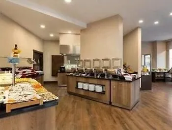 Ramada Plaza By Wyndham