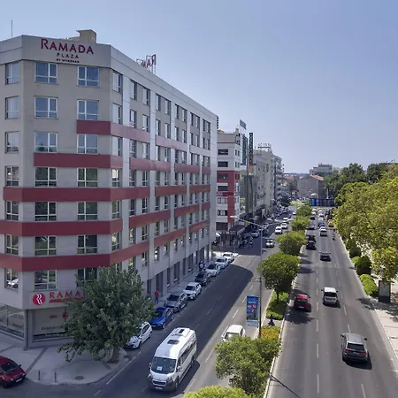 Ramada Plaza By Wyndham Hotel İzmir