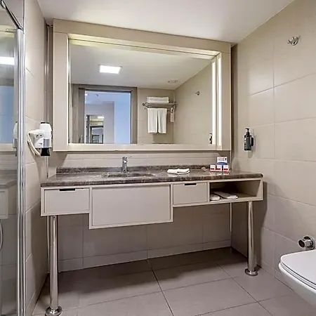 Ramada Plaza By Wyndham İzmir
