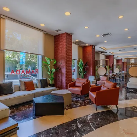 호텔 Ramada Plaza By Wyndham