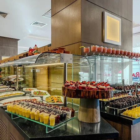 Ramada Plaza By Wyndham 4* 이즈미르