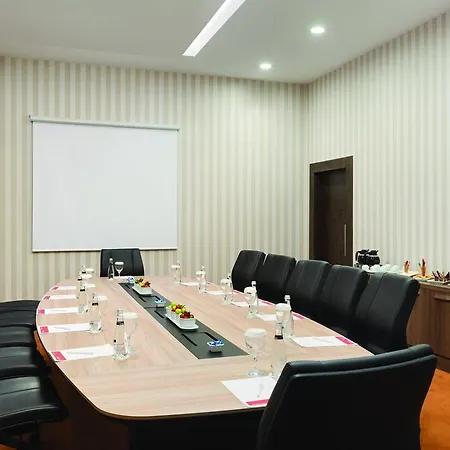 Ramada Plaza By Wyndham 4* Izmir