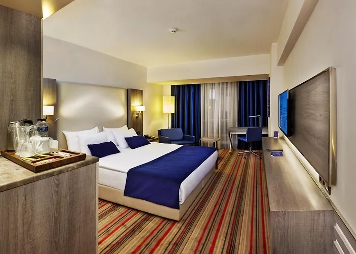 Ramada Plaza By Wyndham 4*