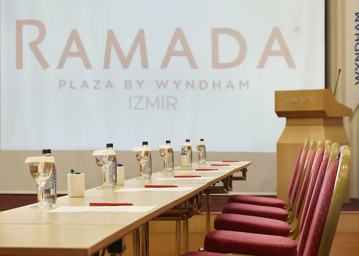 Hotel Ramada Plaza By Wyndham 4*