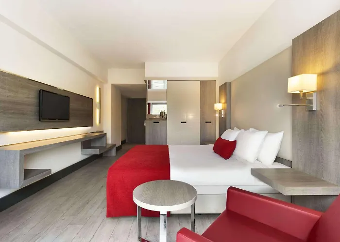 Ramada Plaza By Wyndham