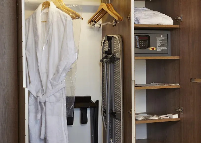 Hotel Ramada Plaza By Wyndham 4*