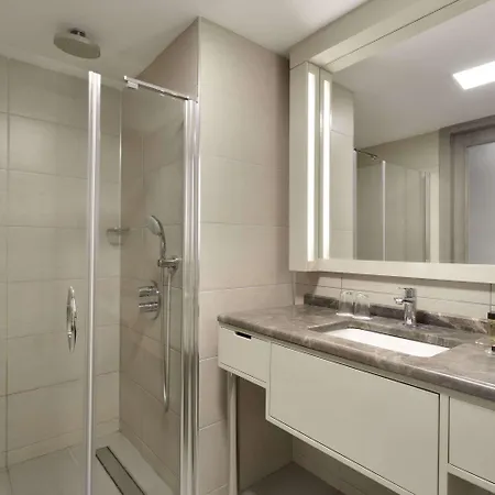 Ramada Plaza By Wyndham 4*