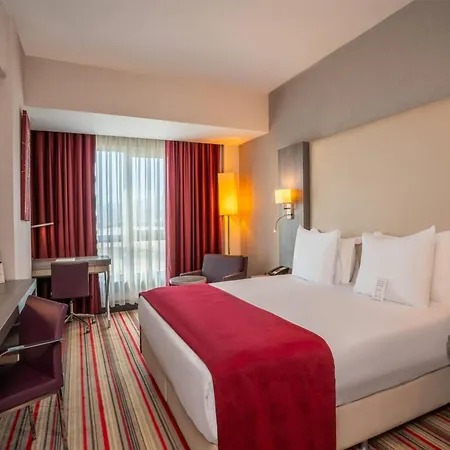 Ramada Plaza By Wyndham İzmir