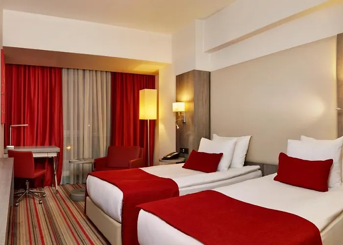 Otel Ramada Plaza By Wyndham